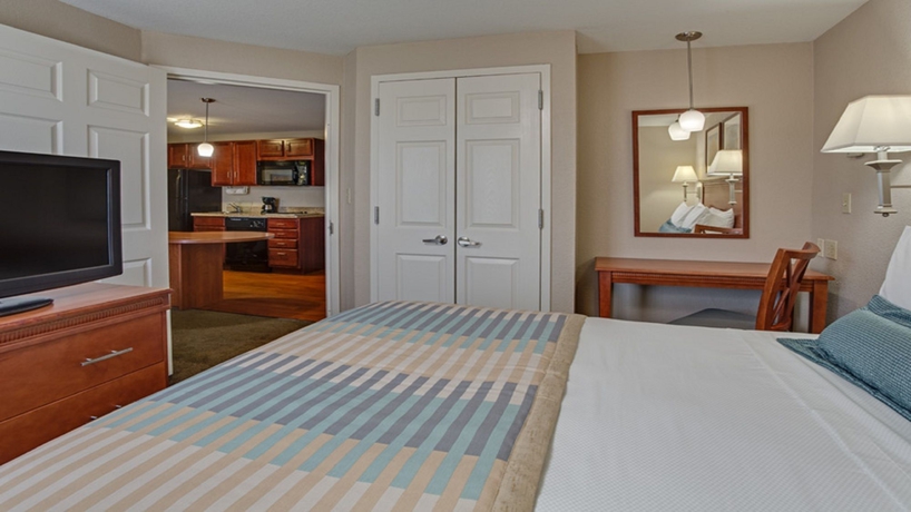 Imagen de los interiores del Hotel Candlewood Suites Ft. Lauderdale Airport/cruise, An Ihg. Foto 13