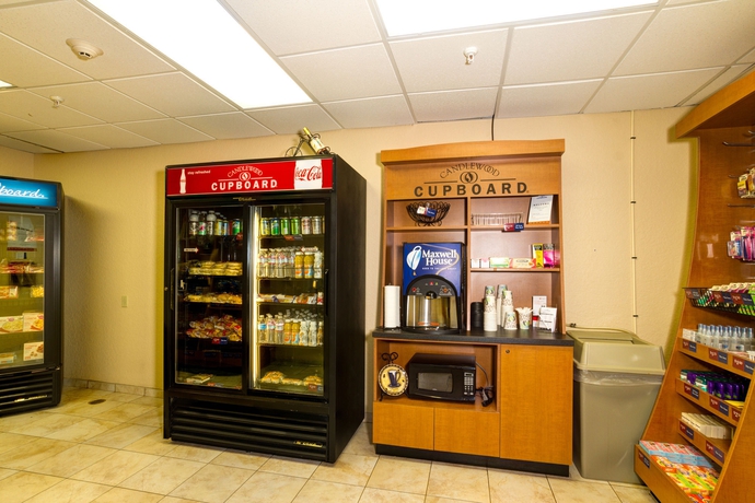 Imagen del bar/restaurante del Hotel Candlewood Suites Ft Myers I-75, An Ihg. Foto 2