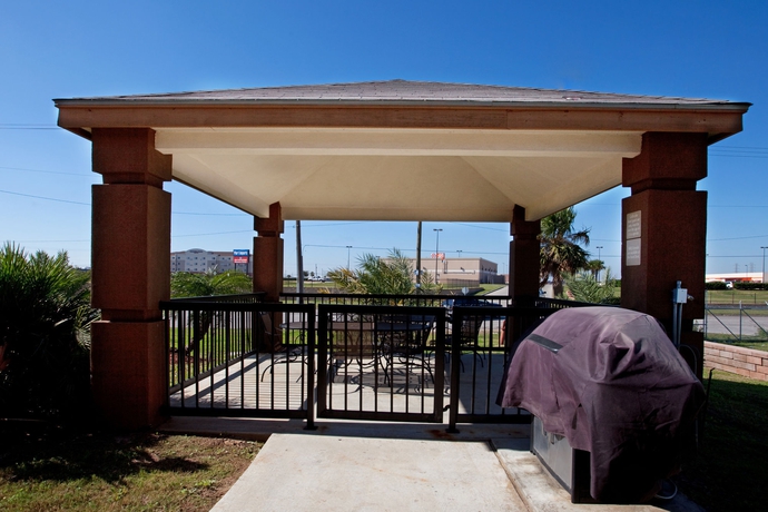 Imagen de los exteriores del Hotel Candlewood Suites Galveston, An Ihg. Foto 7