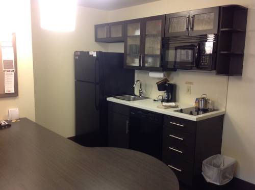 Imagen de la habitación del Hotel Candlewood Suites Goodlettsville - Nashville, An Ihg. Foto 4
