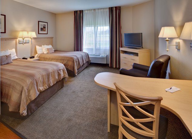 Imagen de la habitación del Hotel Candlewood Suites Grand Prairie, an IHG. Foto 4