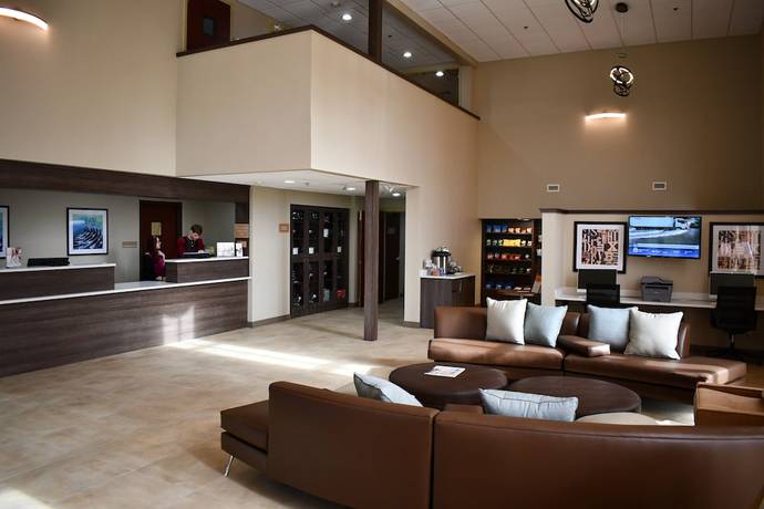 Imagen de los interiores del Hotel Candlewood Suites Grand Rapids Airport, an IHG. Foto 13
