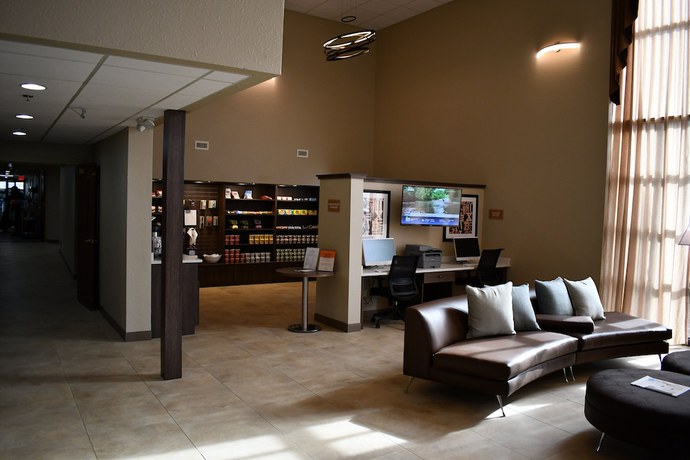 Imagen de los interiores del Hotel Candlewood Suites Grand Rapids Airport, an IHG. Foto 17