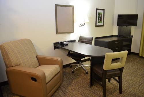 Imagen de la habitación del Hotel Candlewood Suites Greenville, An Ihg. Foto 5
