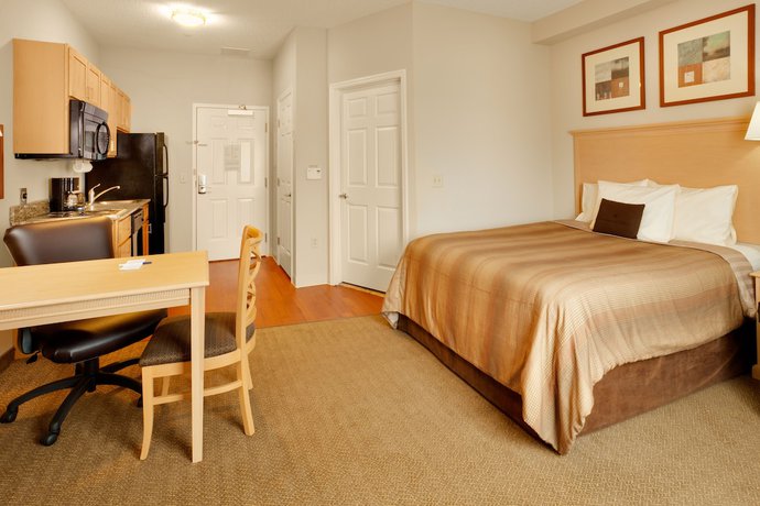 Imagen de la habitación del Hotel Candlewood Suites Harrisburg I-81 - Hershey Area, An Ihg. Foto 7