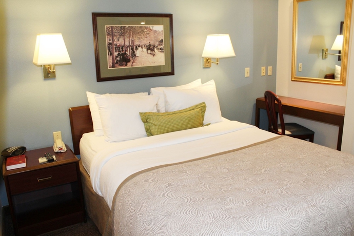 Imagen de la habitación del Hotel Candlewood Suites Herndon, An Ihg. Foto 9