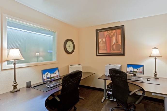 Imagen de los interiores del Hotel Candlewood Suites Herndon, An Ihg. Foto 14