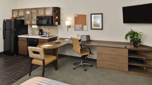 Imagen de la habitación del Hotel Candlewood Suites Houma. Foto 4