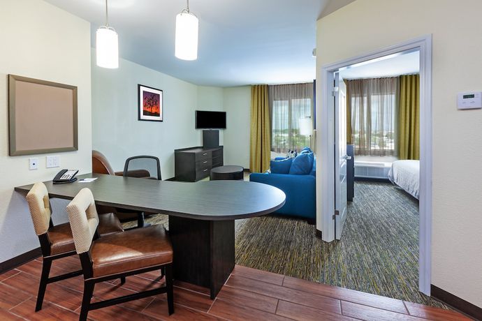 Imagen de la habitación del Hotel Candlewood Suites Houston North I45, an IHG. Foto 11