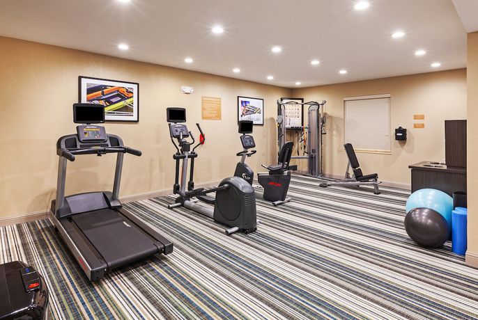 Imagen de los interiores del Hotel Candlewood Suites Houston North I45, an IHG. Foto 17