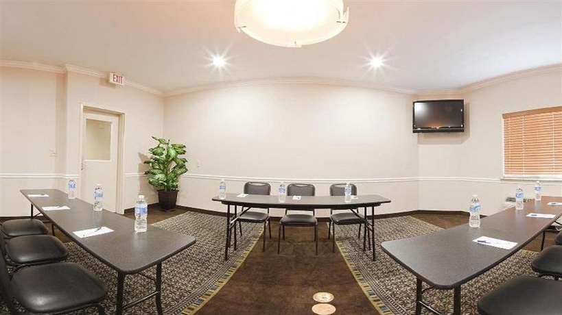 Imagen de los interiores del Hotel Candlewood Suites Houston Westchase/ Westheimer., An Ihg. Foto 6