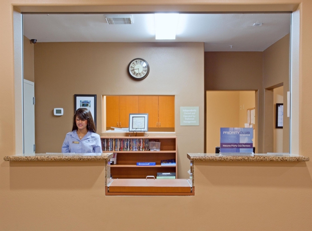 Imagen de los interiores del Hotel Candlewood Suites Houston Westchase/ Westheimer., An Ihg. Foto 9