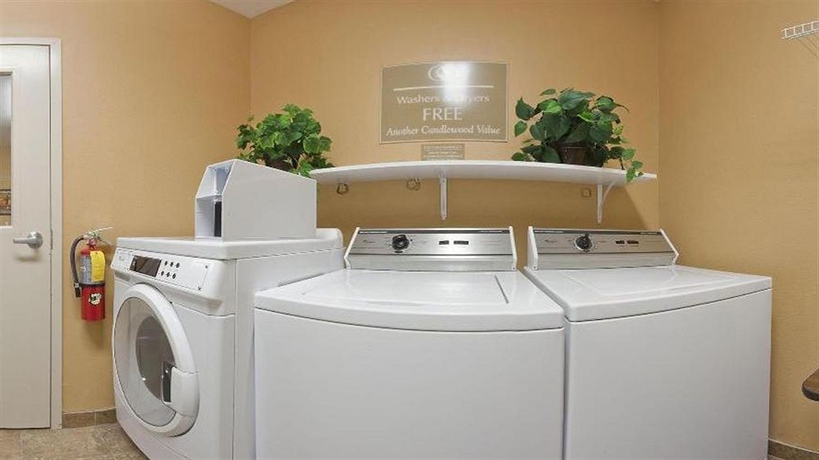 Imagen de los interiores del Hotel Candlewood Suites Houston Westchase/ Westheimer., An Ihg. Foto 15