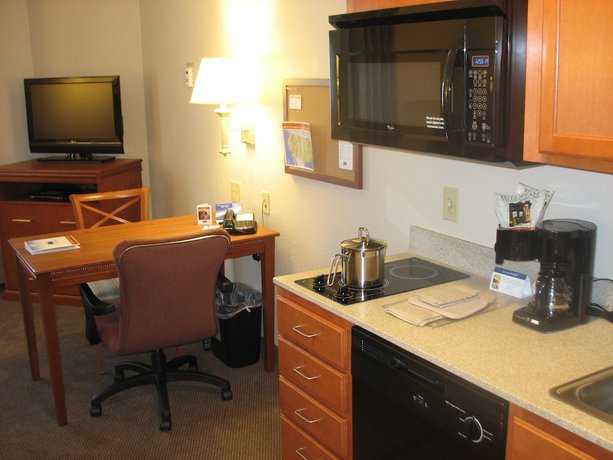 Imagen de la habitación del Hotel Candlewood Suites Indianapolis Northwest, An Ihg. Foto 4