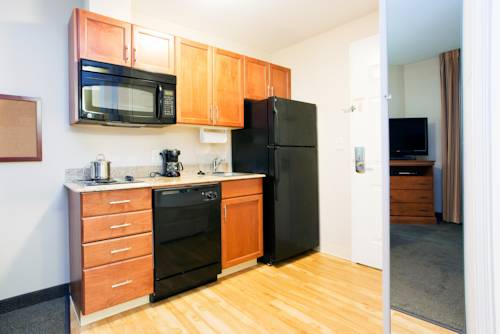 Imagen de la habitación del Hotel Candlewood Suites Jacksonville. Foto 3