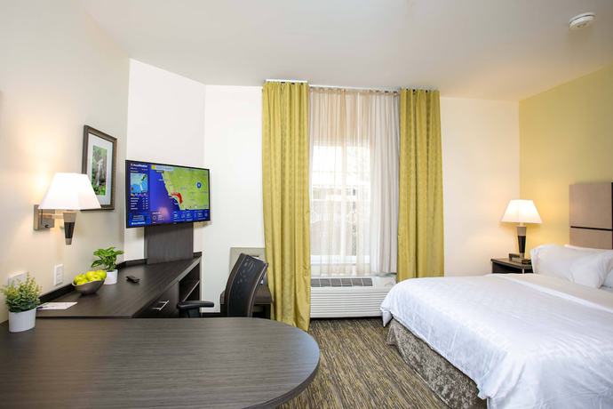 Imagen de la habitación del Hotel Candlewood Suites Jacksonville - Mayport, an IHG. Foto 8