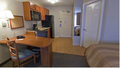 Imagen de la habitación del Hotel Candlewood Suites Kalamazoo Se, An Ihg. Foto 5