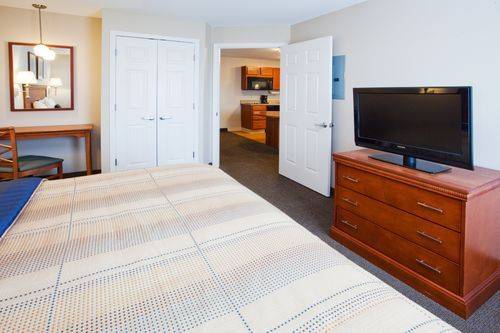 Imagen de la habitación del Hotel Candlewood Suites Kalamazoo Se, An Ihg. Foto 15