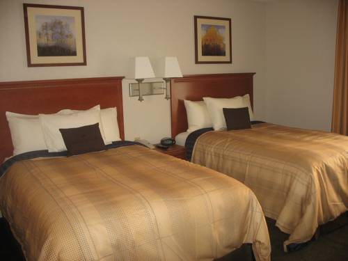 Imagen de la habitación del Hotel Candlewood Suites Kansas City. Foto 3