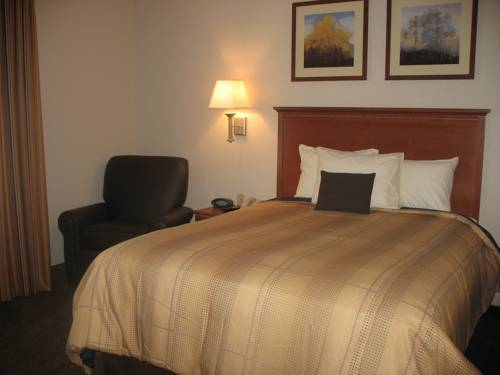 Imagen de la habitación del Hotel Candlewood Suites Kansas City. Foto 14