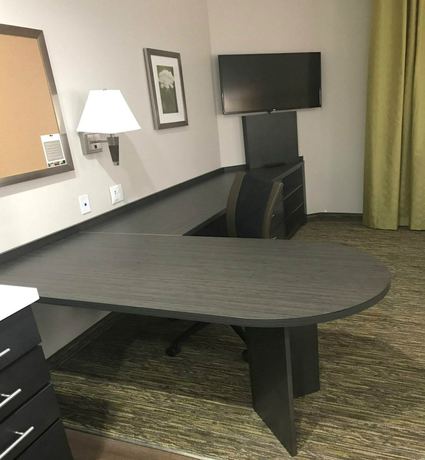 Imagen de la habitación del Hotel Candlewood Suites Kansas City - Independence, An Ihg. Foto 4