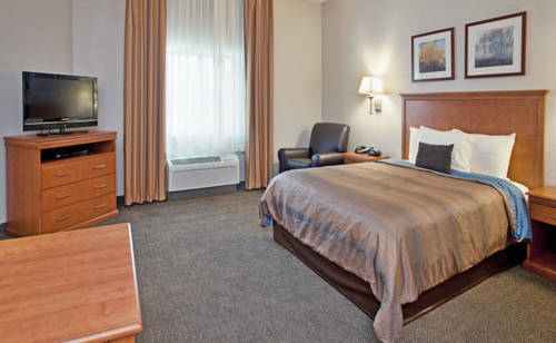Imagen de la habitación del Hotel Candlewood Suites Kansas City Northeast. Foto 12
