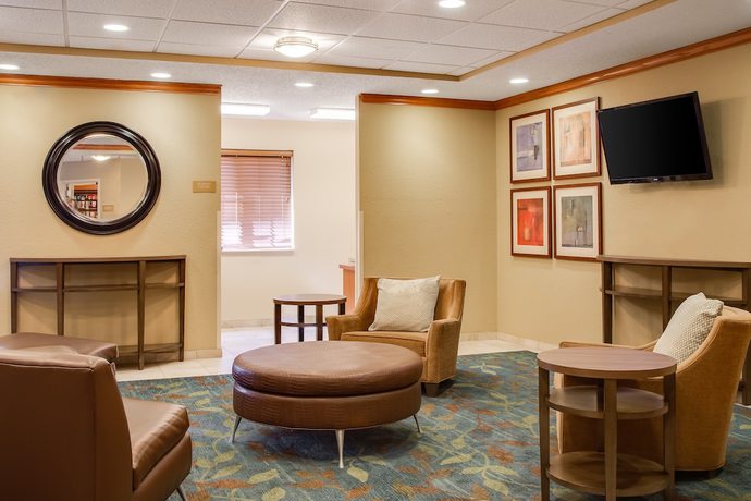 Imagen de los interiores del Hotel Candlewood Suites Kenosha, an IHG. Foto 19