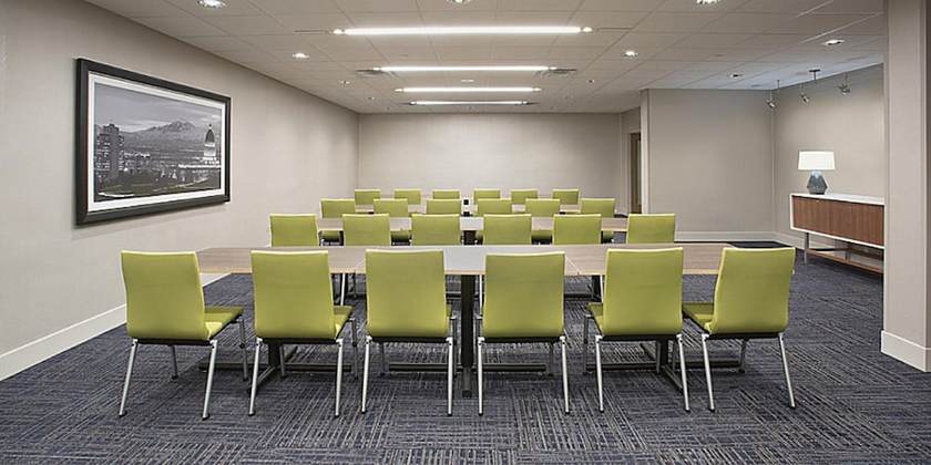 Imagen de los interiores del Hotel Candlewood Suites Kingston West, An Ihg. Foto 15