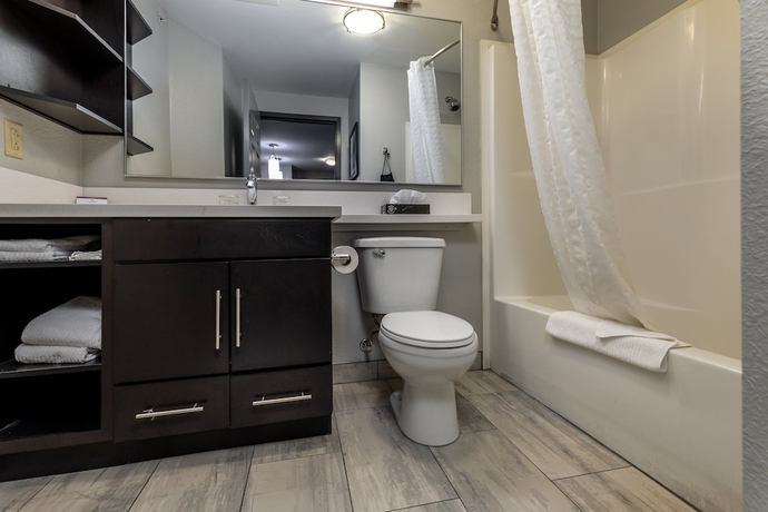 Imagen de la habitación del Hotel Candlewood Suites Knoxville Airport-alcoa. Foto 12