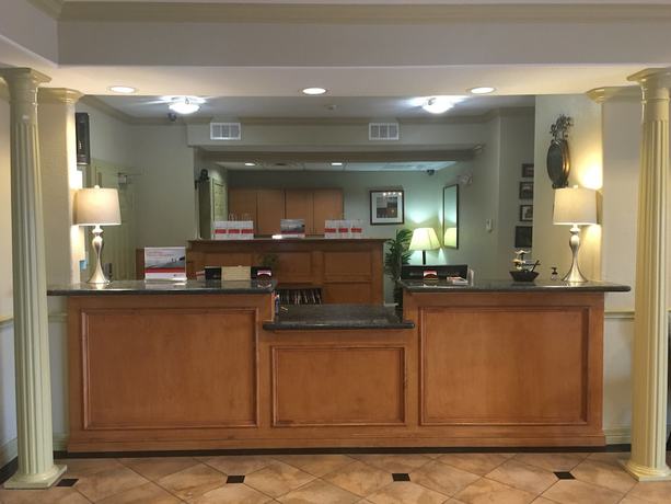 Imagen de los interiores del Hotel Candlewood Suites La Porte, an IHG. Foto 18