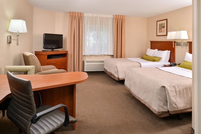 Imagen de la habitación del Hotel Candlewood Suites Lafayette - River Ranch, An Ihg. Foto 8