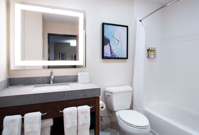 Imagen de la habitación del Hotel Candlewood Suites Lake Charles - Sulphur, an IHG. Foto 8