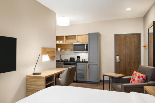 Imagen de la habitación del Hotel Candlewood Suites Lawrenceville - Princeton, an IHG. Foto 15