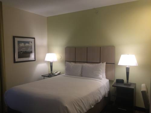 Imagen de la habitación del Hotel Candlewood Suites Lincoln, An Ihg. Foto 3