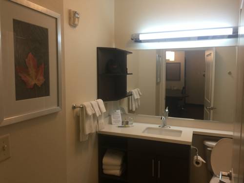 Imagen de la habitación del Hotel Candlewood Suites Lincoln, An Ihg. Foto 4