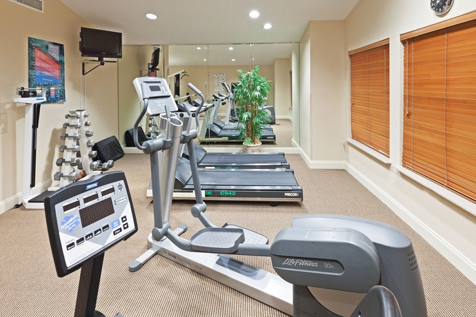 Imagen de los interiores del Hotel Candlewood Suites Market Center, An Ihg. Foto 11