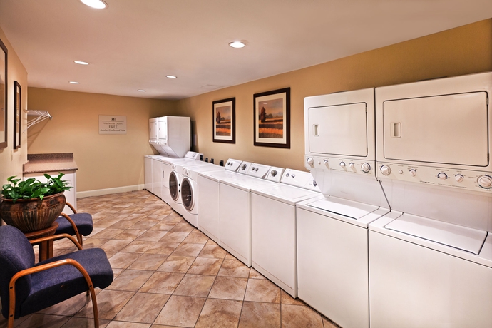 Imagen de los interiores del Hotel Candlewood Suites Market Center, An Ihg. Foto 13