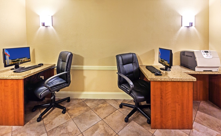 Imagen de los interiores del Hotel Candlewood Suites Market Center, An Ihg. Foto 14