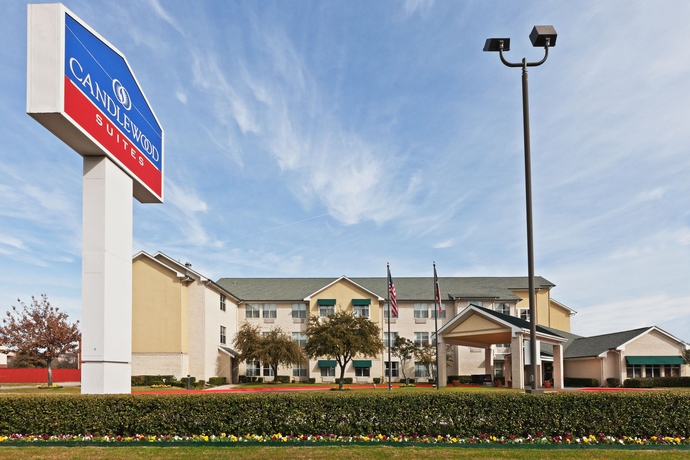Imagen de los exteriores del Hotel Candlewood Suites Market Center, An Ihg. Foto 10