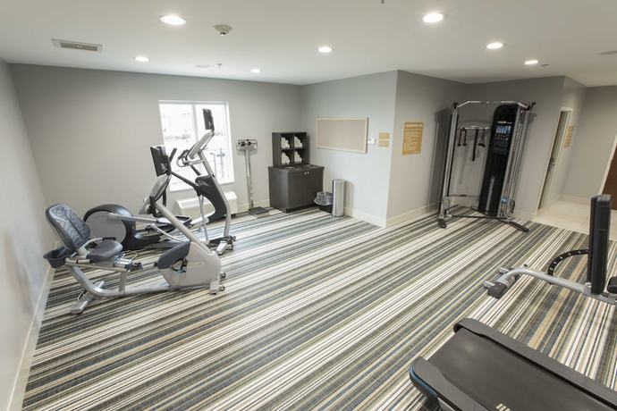 Imagen de los interiores del Hotel Candlewood Suites McDonough, an IHG. Foto 17