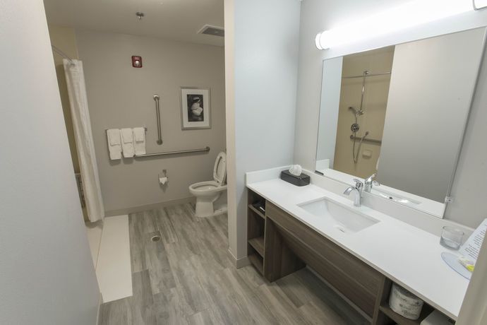 Imagen de la habitación del Hotel Candlewood Suites McDonough, an IHG. Foto 12