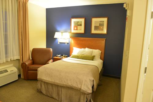 Imagen de la habitación del Hotel Candlewood Suites Melbourne-viera. Foto 9