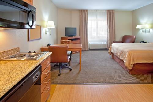 Imagen de la habitación del Hotel Candlewood Suites Merrillville. Foto 2