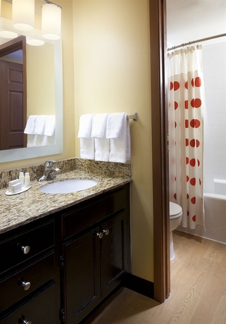 Imagen de la habitación del Hotel Candlewood Suites Miami - Doral by IHG. Foto 3