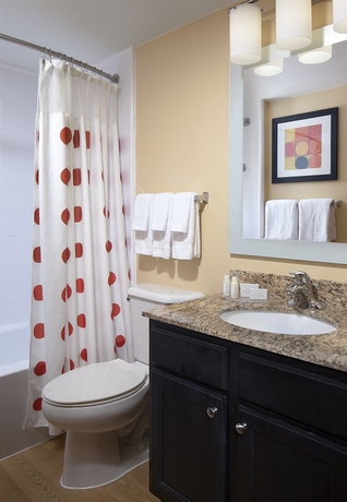 Imagen de la habitación del Hotel Candlewood Suites Miami - Doral by IHG. Foto 4