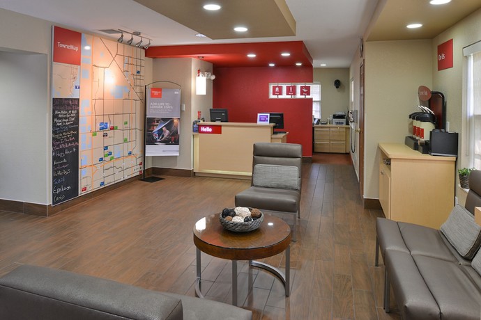 Imagen de los interiores del Hotel Candlewood Suites Miami - Doral by IHG. Foto 30