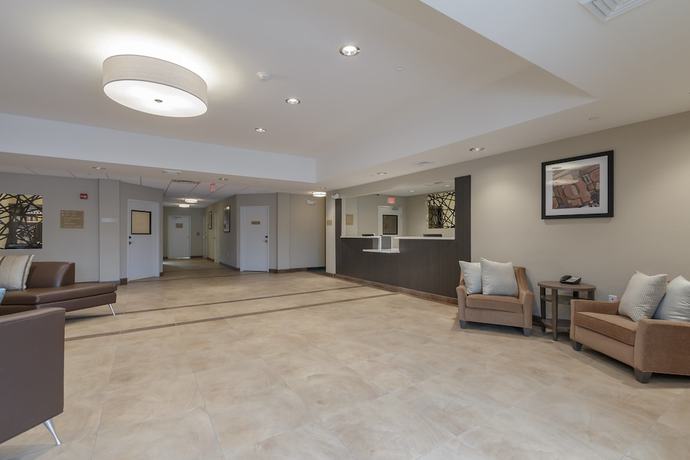 Imagen del bar/restaurante del Hotel Candlewood Suites Mishawaka North, An Ihg. Foto 5