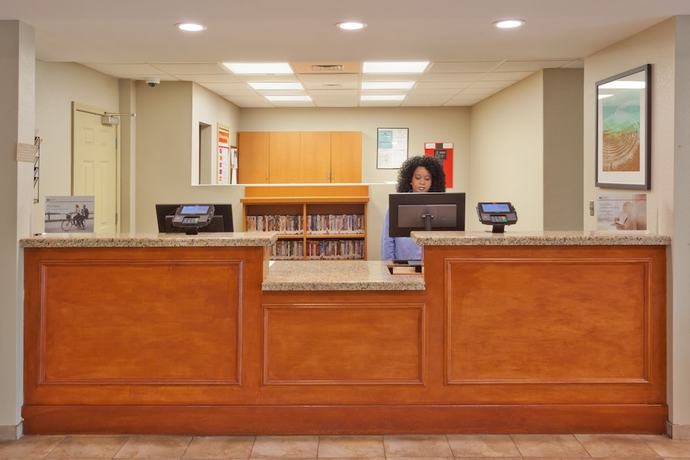 Imagen de los interiores del Hotel Candlewood Suites Montgomery- North, An Ihg. Foto 17