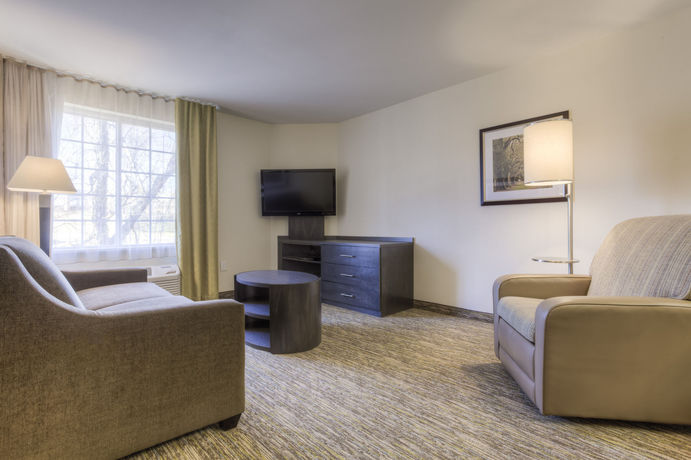 Imagen de los interiores del Hotel Candlewood Suites Mooresville. Foto 12