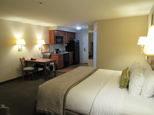 Imagen de la habitación del Hotel Candlewood Suites Murfreesboro, an IHG. Foto 1